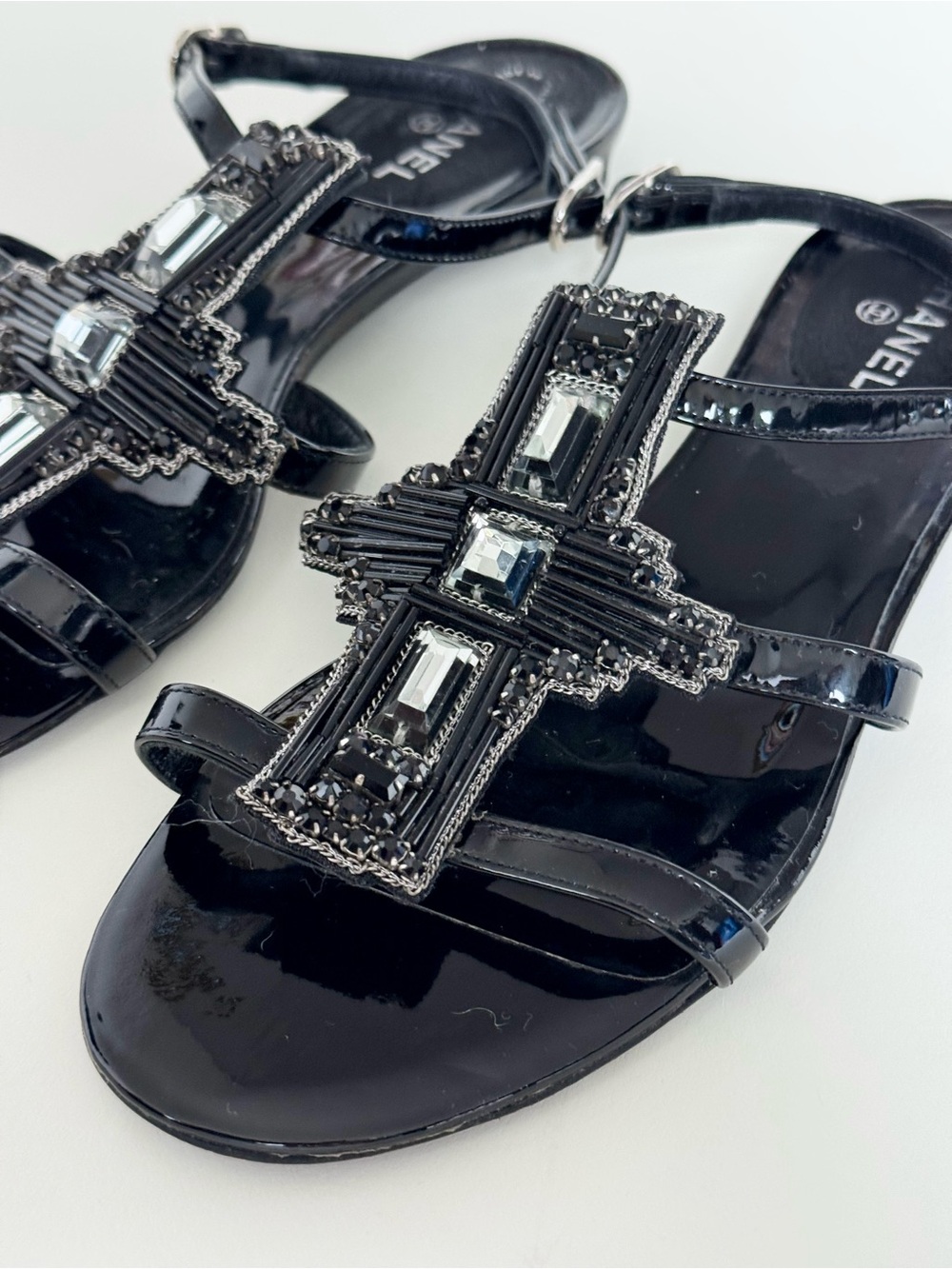 CHANEL Black Patent Leather Beaded and  Jeweled Slingback Sandals - Size 36 - Picture 4 of 10